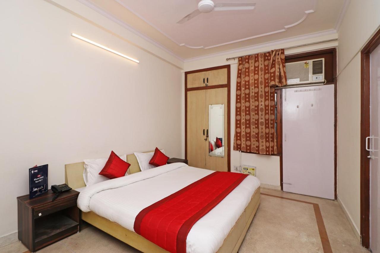 Oyo 11452 Golden Castle Lodge Indirapuram Dış mekan fotoğraf